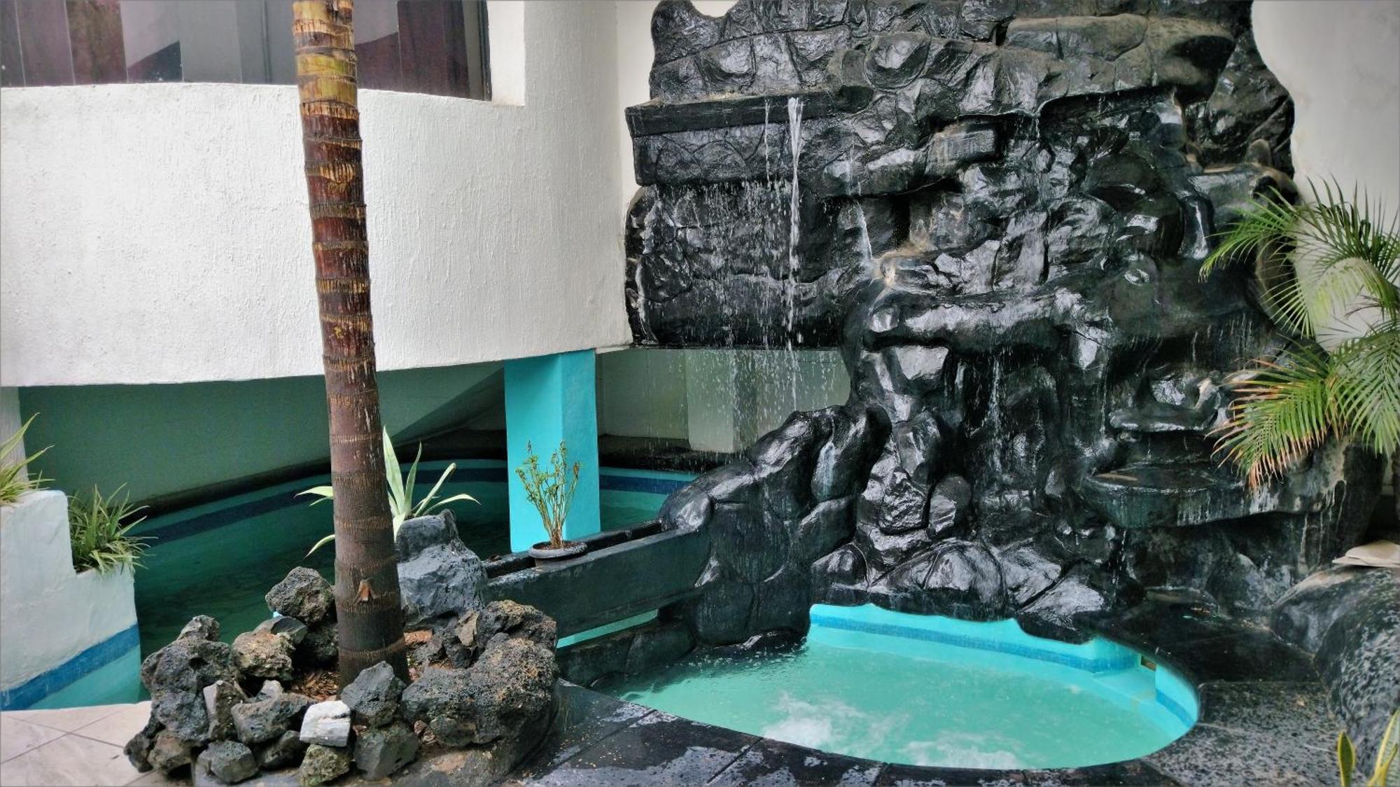 Laguna Inn Torreon Exterior photo